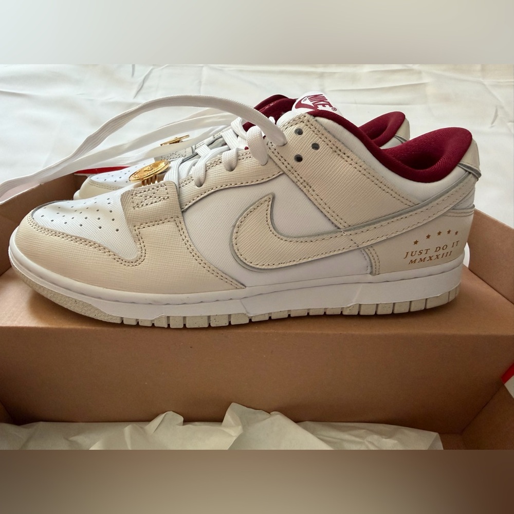 Nike Dunk Low Sisterhood SE